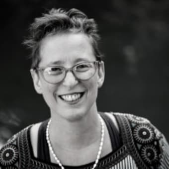 BethBarany's tweet image. Follow me on bookbub to get book recommendations, sales, and early notifications of my books. bit.ly/485sGyQ #reading