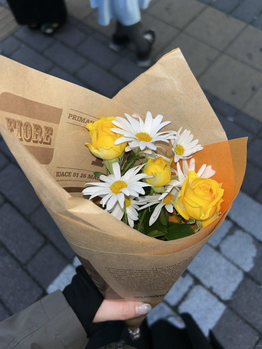 왕밥이 tweet media