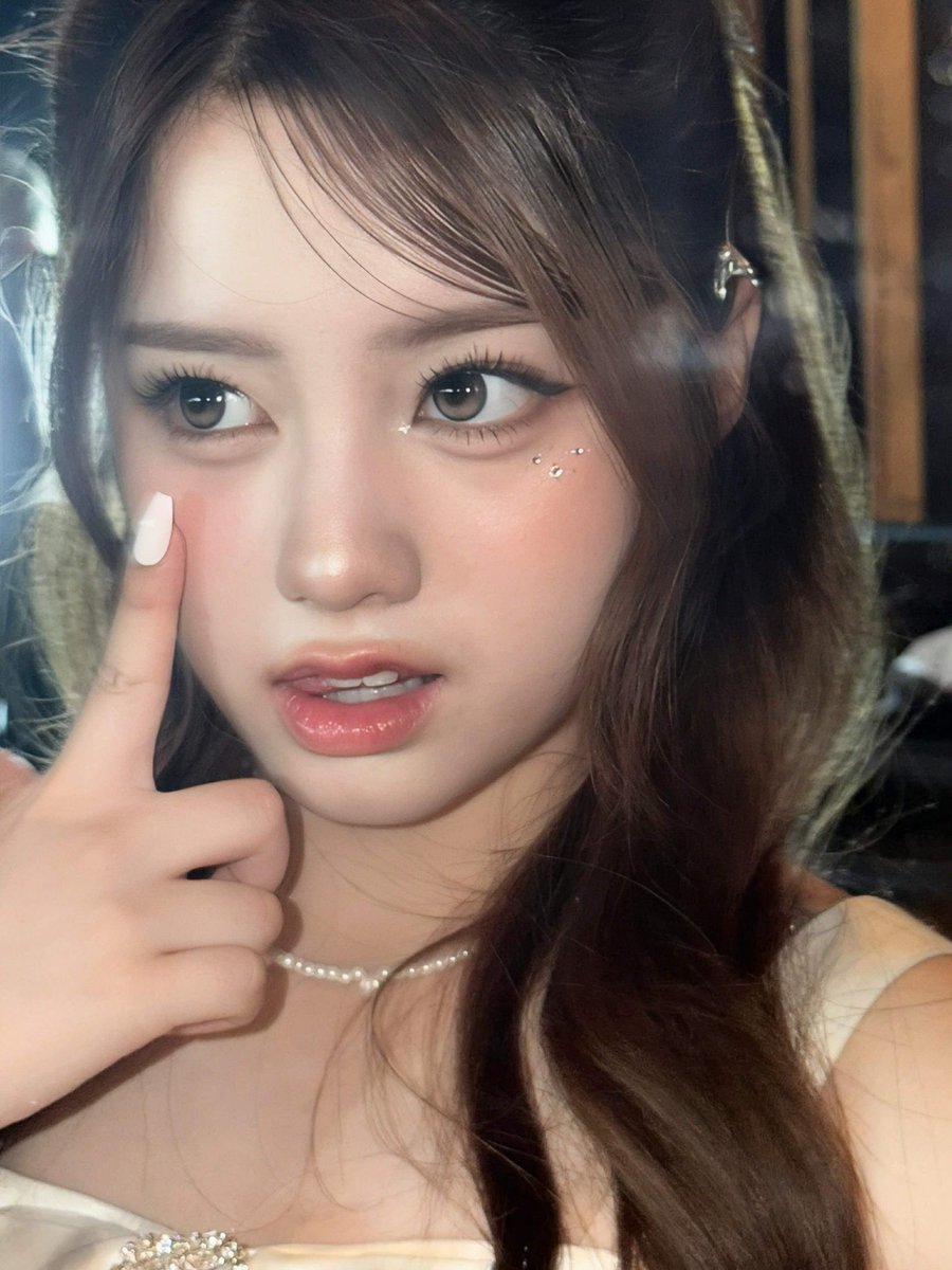 엘리시아 tweet media