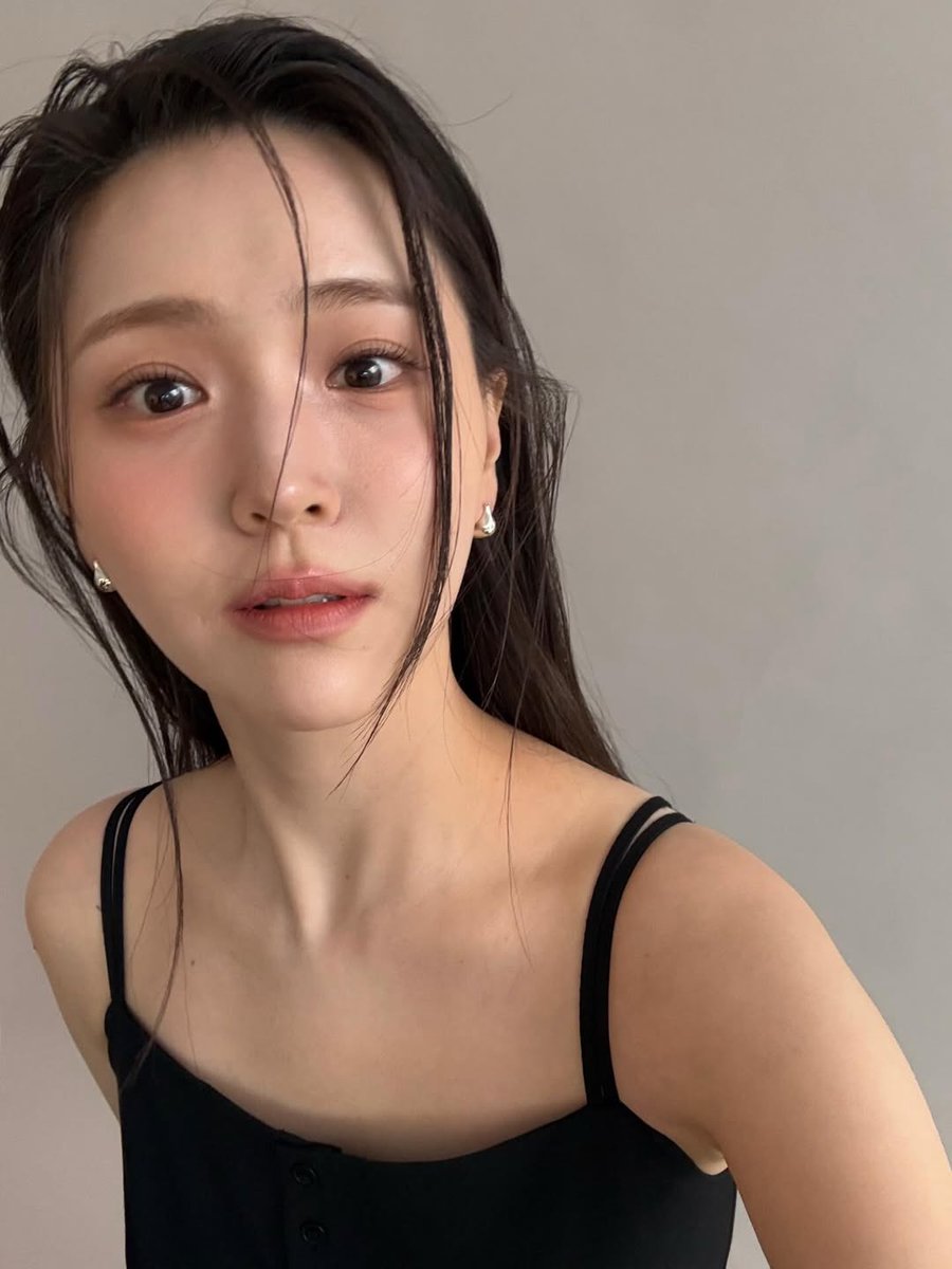 USE ' HEY / ✉️ ' - ENGLISH ONLY tweet media