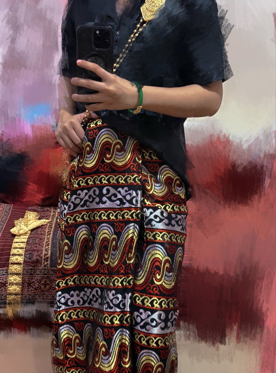 บบล. tweet media