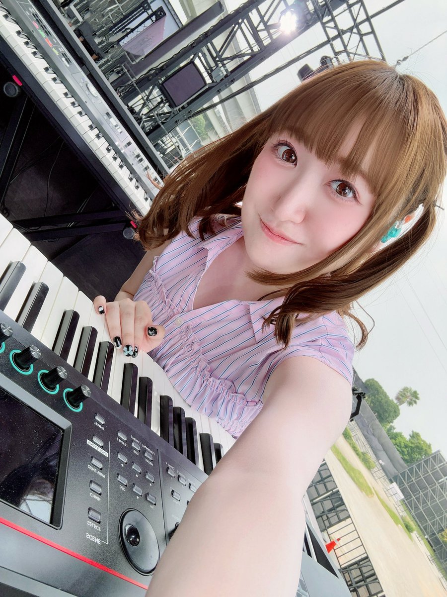 高尾奏音 tweet media