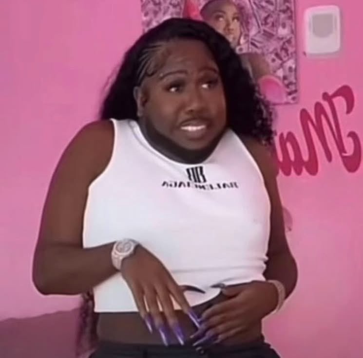 Nia P is ✨ going indie✨ tweet media