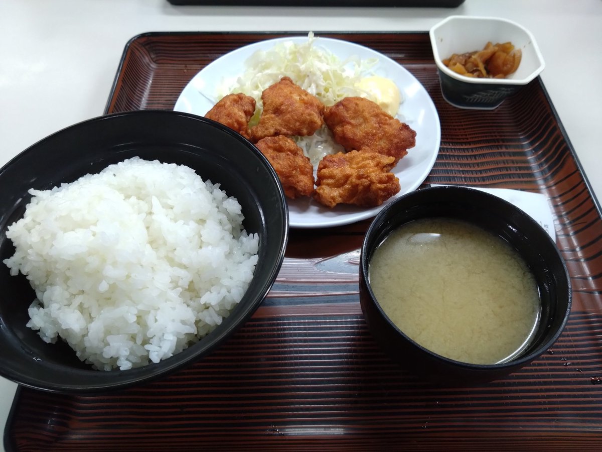 トレビン tweet media