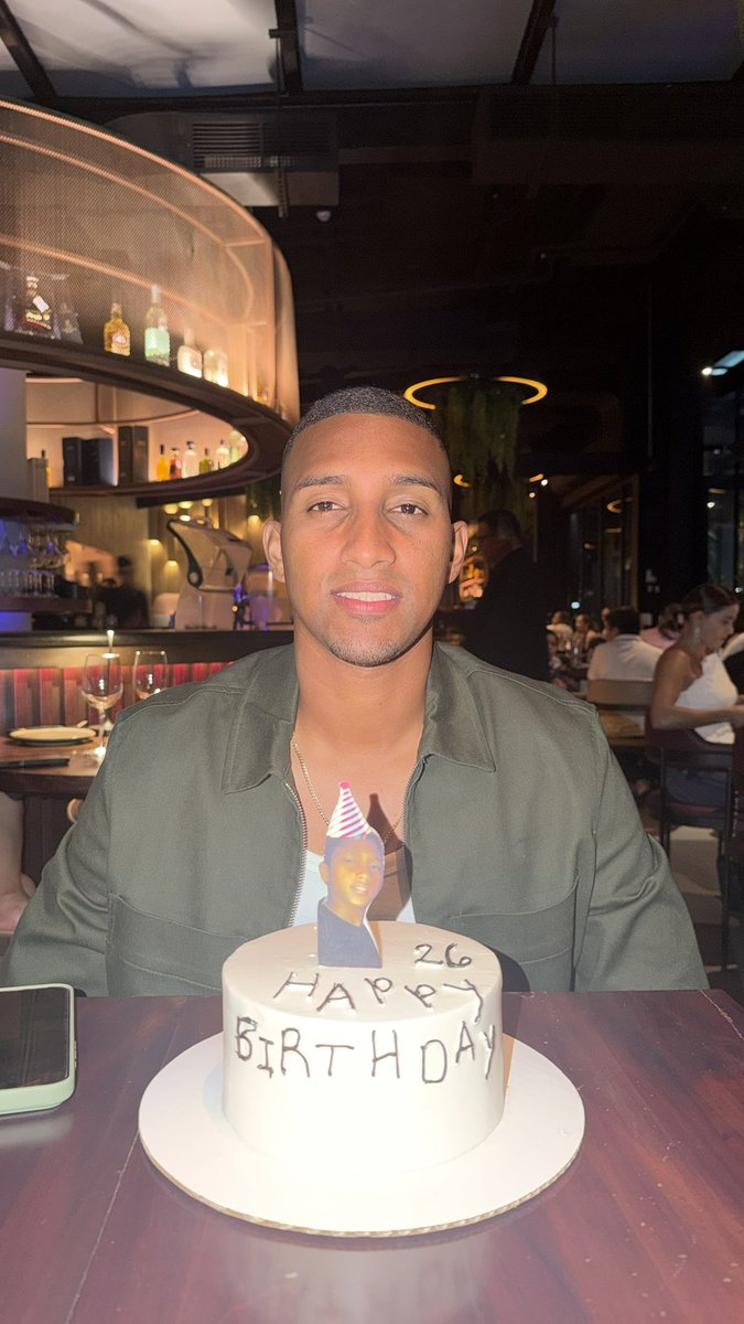 Daniel Aparicio Jacobs. tweet media