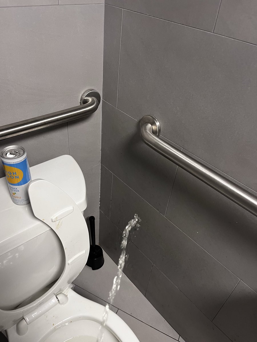 Ray “The Gator” Crock, (MBA) tweet media