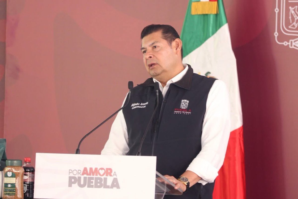 mayraorellana tweet media