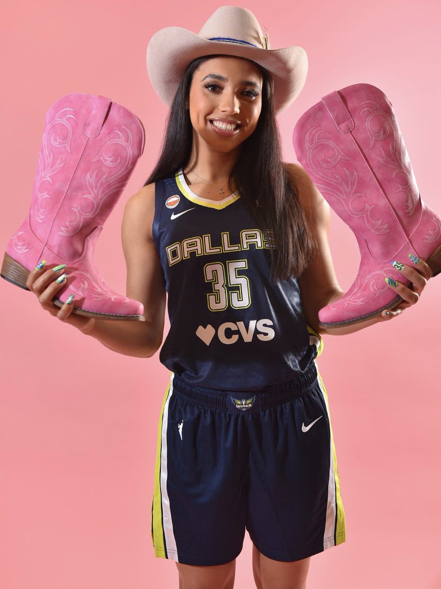 Azzi Fudd Report tweet media