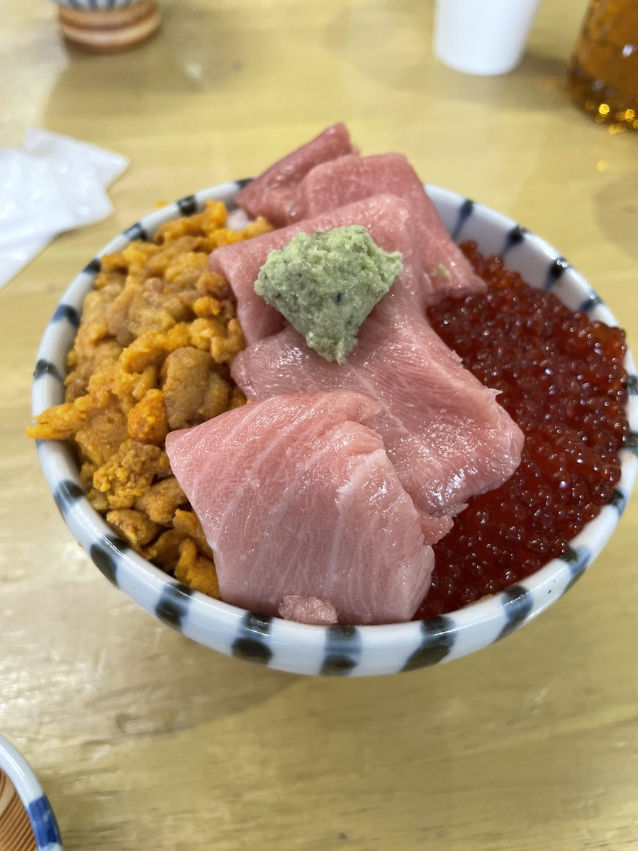 たけやん tweet media