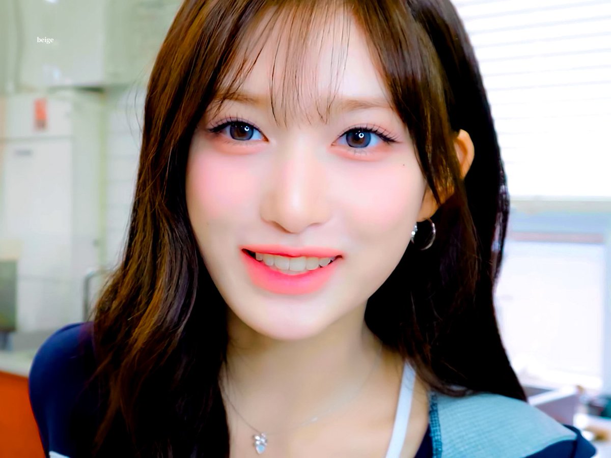 beige07's tweet photo. 260417 #이서

https://t.co/nYVlSBl0xv https://t.co/RIthlRxOmR