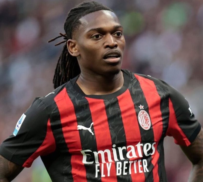 View football tweet media