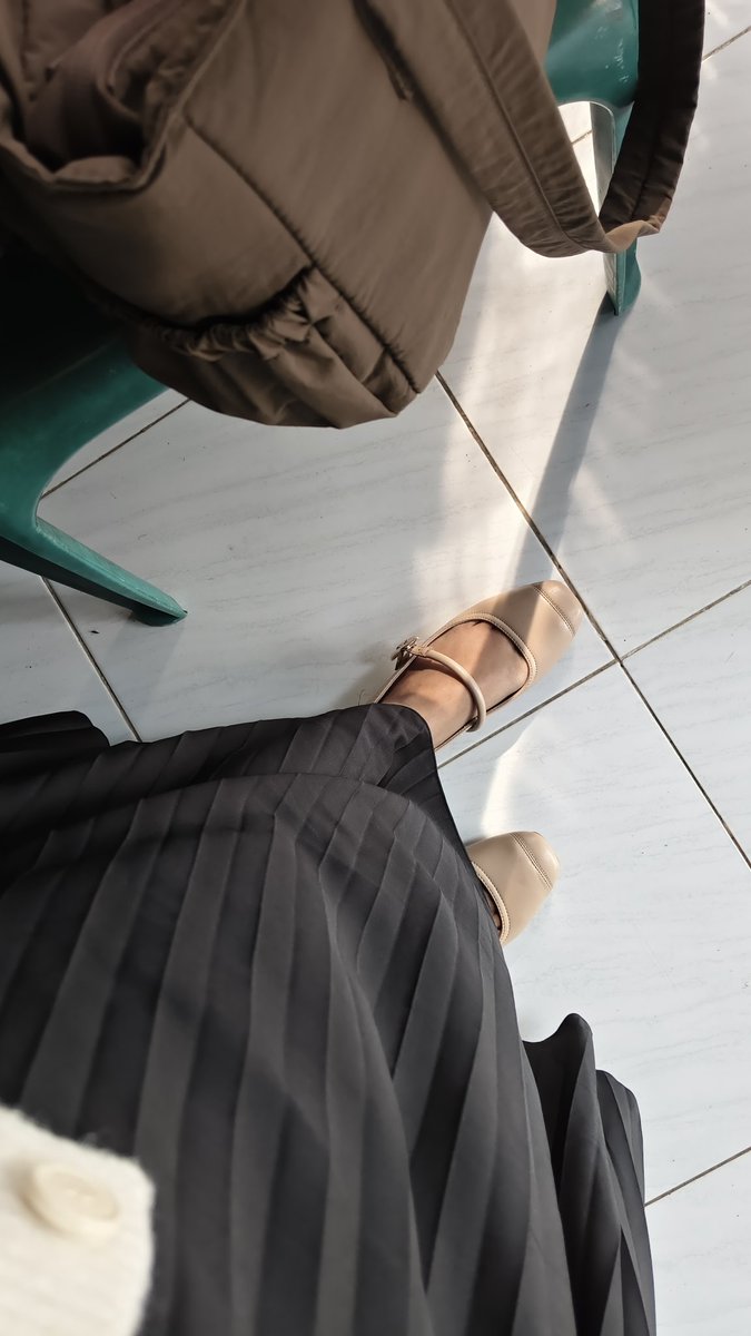 Mahasiswi Kupu-Kupu tweet media