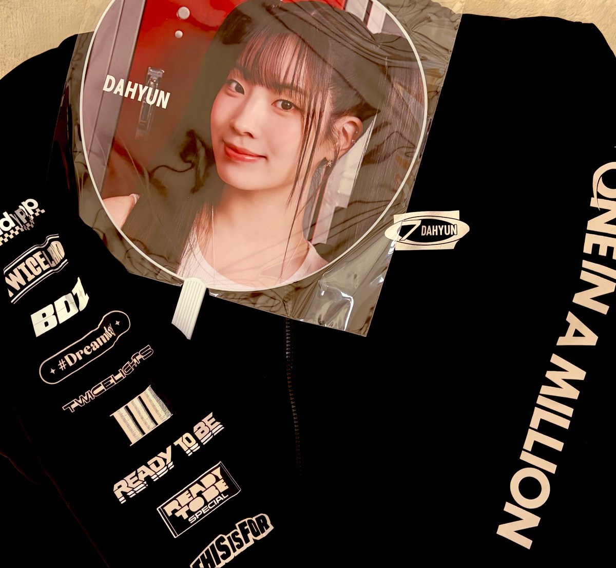 第2便届いた！めっちゃかわいい🤍🤍🤍国立間に合ってよかった😆ダヒョンちゃんいっぱい連れていこ🦅