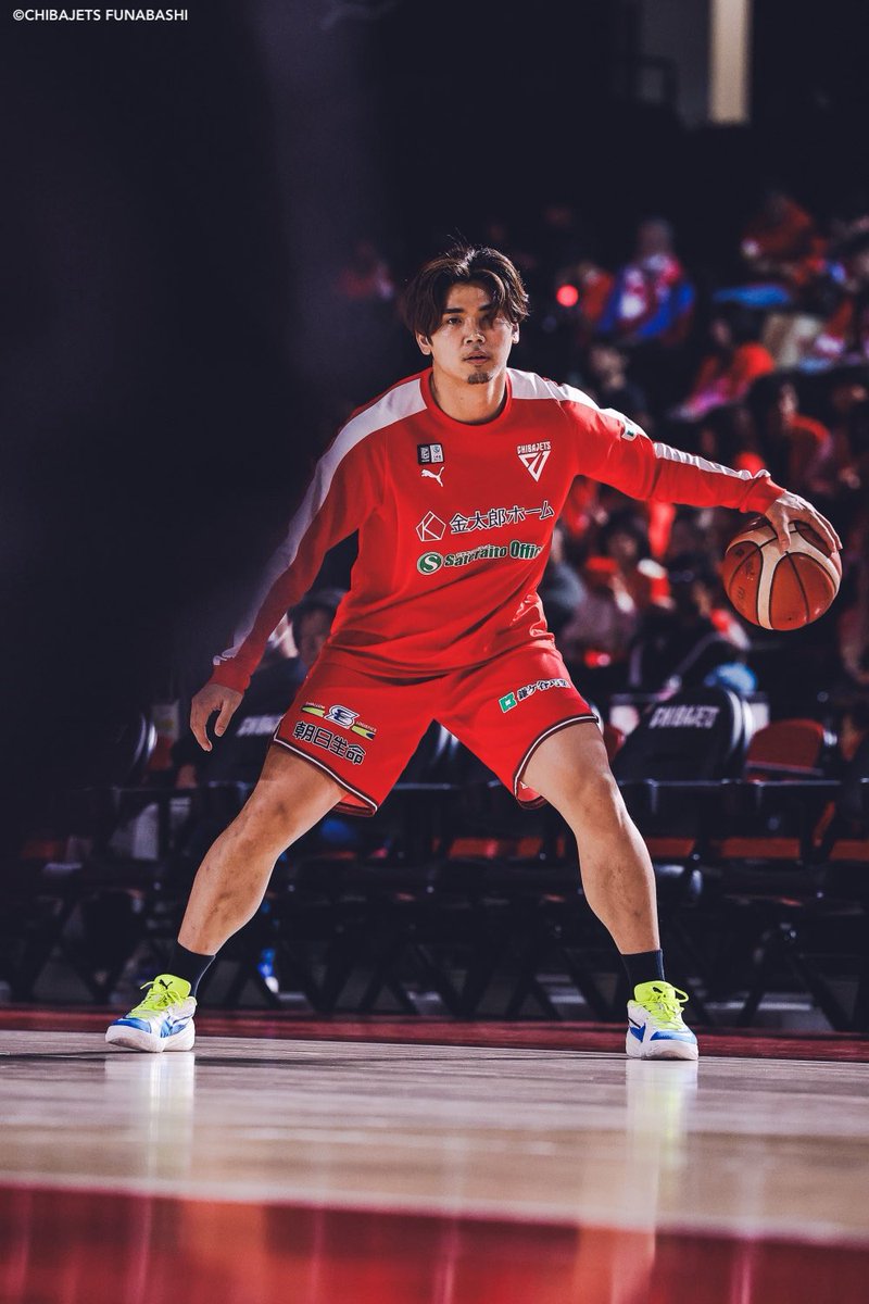 CHIBAJETS's tweet image. 【お知らせ】本日13:25頃から試合前の選手の様子を #TikTok LIVEにてお届け🎥✨より選手を近くで見たいという方はぜひ配信をご覧ください🛫🌈✨電波の都合上中断する場合もございます🙇🏻‍♀️

視聴は👇
tiktok.com/@chibajetsfuna…