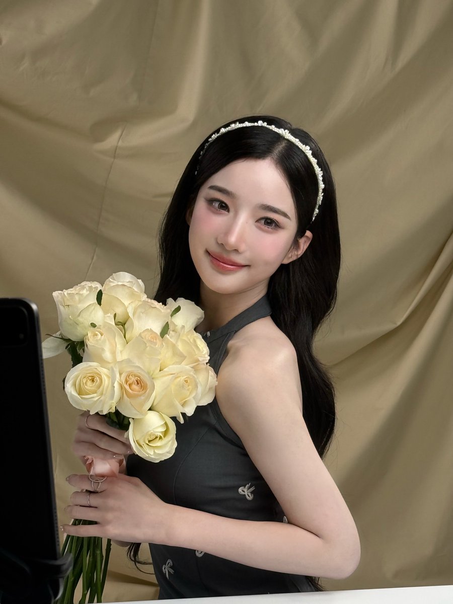 tripleS official tweet media