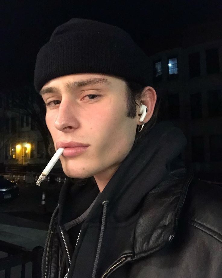 𝐋 𝐔 𝐂 𝐈 𝐅 𝐄 𝐑 . tweet media