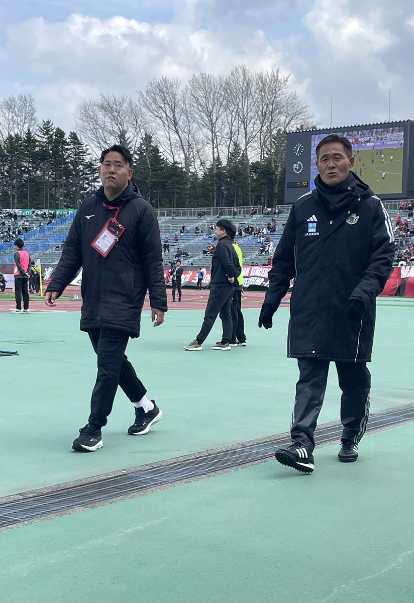 信濃毎日新聞運動部 tweet media