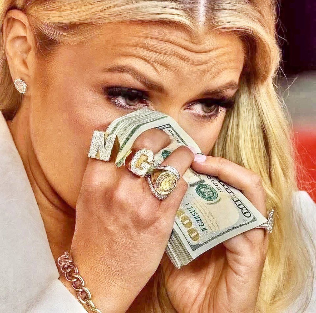 911 Emergency Communications Dispatcher tweet media