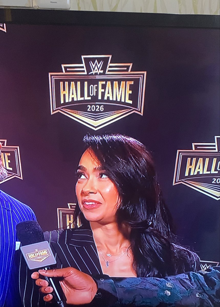 نَوَّافْ بَانْكر. tweet media