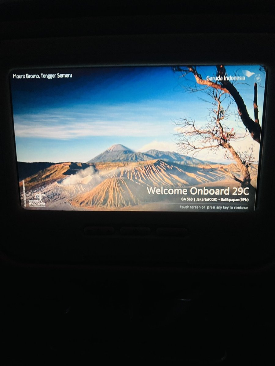 ramenow's tweet image. 6th Flight GA-560 CGK-BPN🛫

@IndonesiaGaruda
@angkasapura172
@AP_Airports
@soettaairport
@INJAirports

#MorningFlight #Flight #Garuda #GarudaIndonesia #Meals #InJourneyAirports #SoekarnoHattaAirport #SoettaAirport #Bandara #Terminal3 #Airport #AngkasaPura #Cengkareng #Tangerang