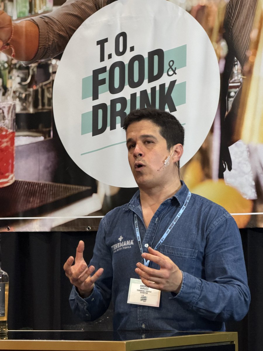 G2Whisky's tweet image. Earlier it was @Teremana #Tequila Tasting the Blanc9, Reposado, and Andjo with Brand Ambassador Andres