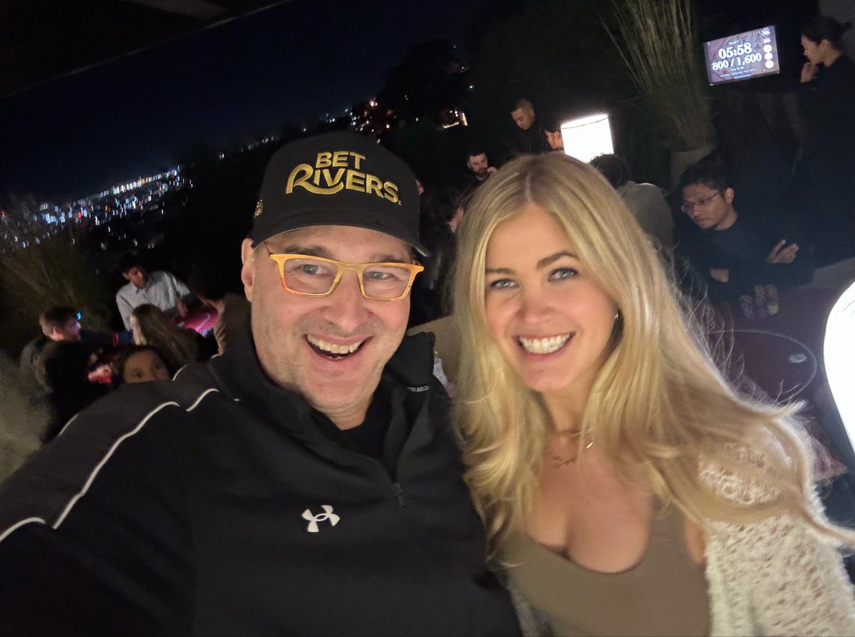 phil_hellmuth's tweet image. Hello @katieruthmishra! 

Pokering tonight and crushing it at @khoslaventures

Old family friend!! I’ve known her since she was 2 years old 

#POSITIVITY