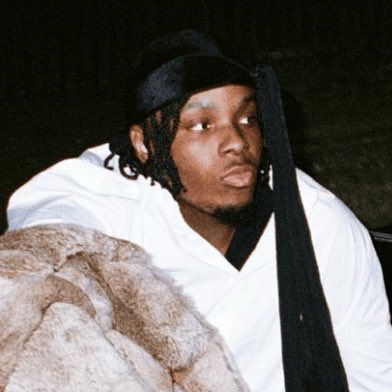 mybacktothewall tweet media