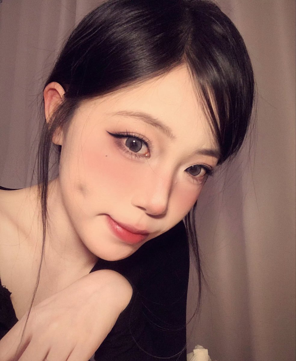 没有男人活不了 tweet media