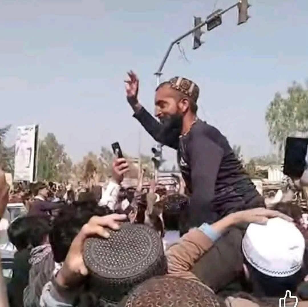 🦅 حافظ تسکین tweet media