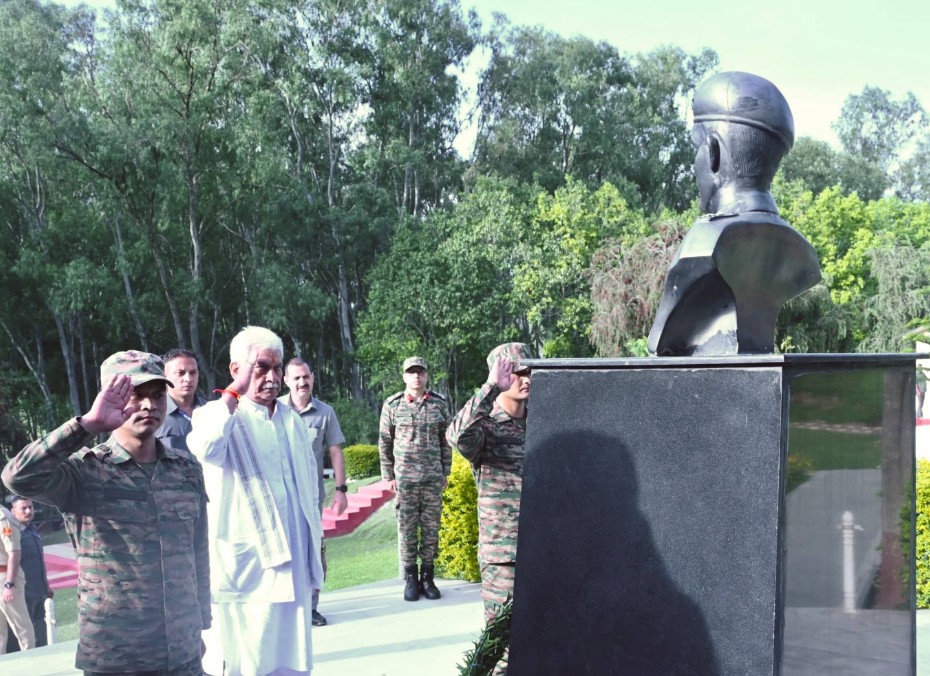 RisingKashmir's tweet image. Vibrant Villages Programme:#Bordervillages have endured much for this #nation: #LGSinha

@manojsinha_ @OfficeOfLGJandK
@diprjk

risingkashmir.com/vibrant-villag…