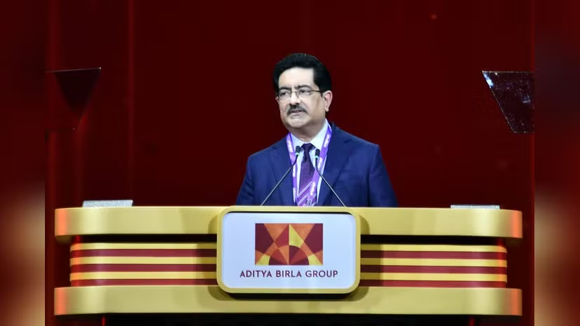 bsindia's tweet image. #UltraTech has become the world’s largest #cement company outside #China, as it has surpassed 200 million tonnes per annum (MTPA) of installed cement manufacturing capacity in India.

Read more: mybs.in/2g5QNfP