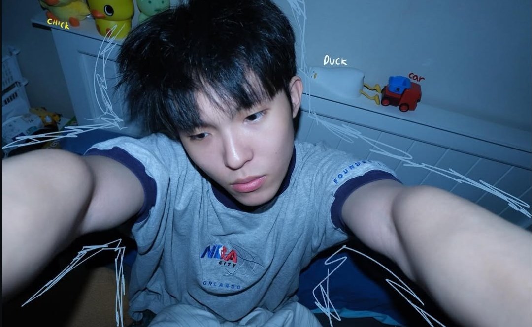 루안 tweet media