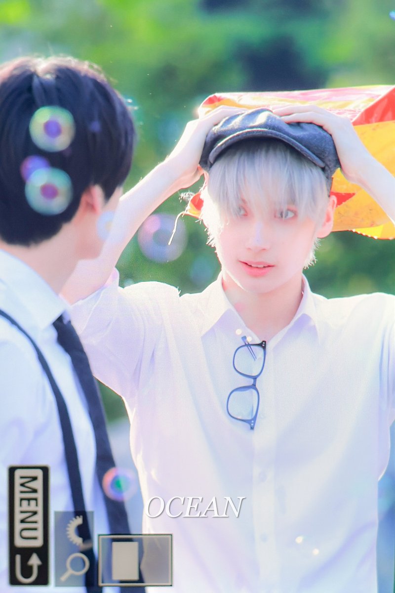 260418
ㅋㅋ맨날 껌형한테 검사받는 거 귀여움.. 
#휴닝카이 #HUENINGKAI #ヒュニンカイ #休宁凯