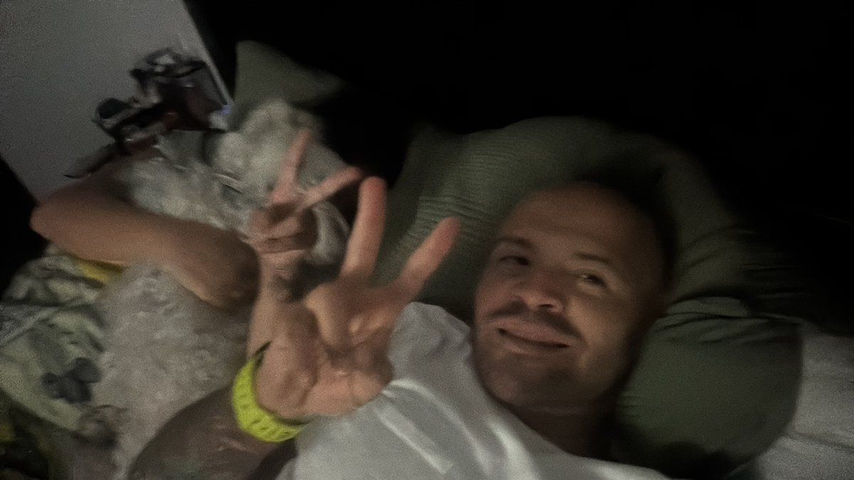 marieargueta's tweet photo. #NBAenPrime desde Guatemala vamos GSW https://t.co/chu2IRf0wm