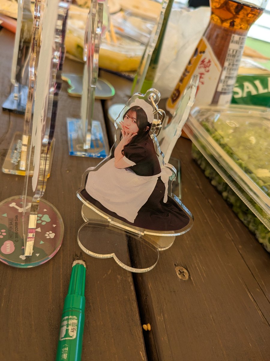 ぺろり tweet media