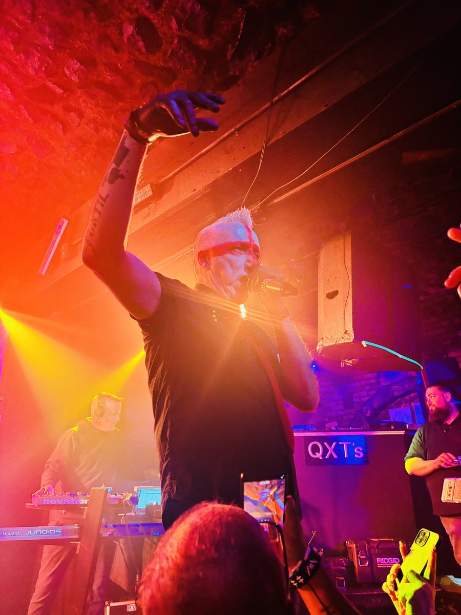 🦇Roxanna🦇 tweet media