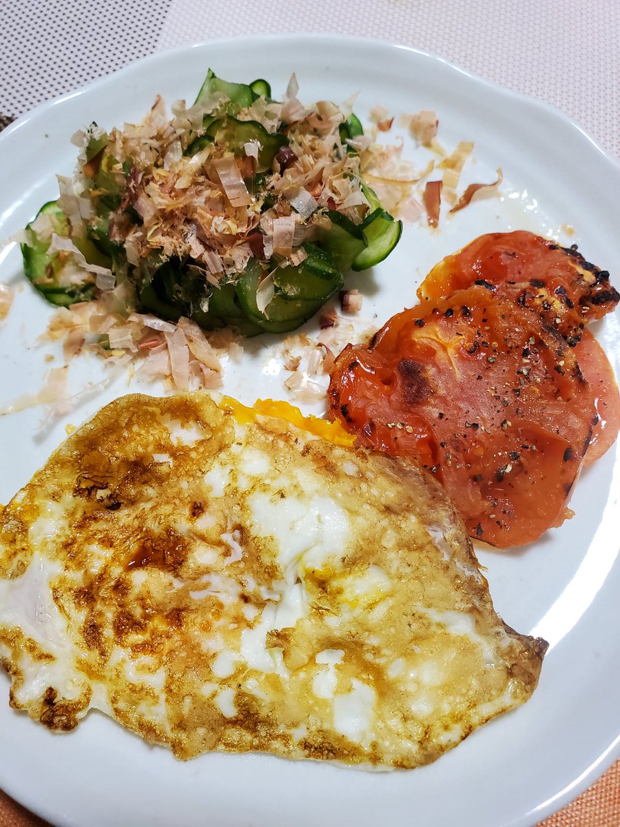 十実子 tweet media