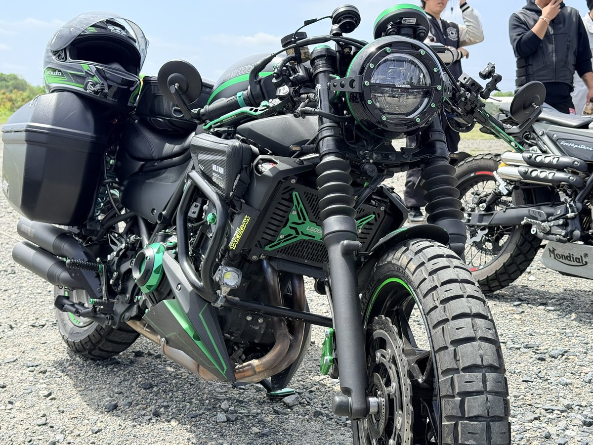 エリック 🇬🇧BONNEVILLE T120 tweet media