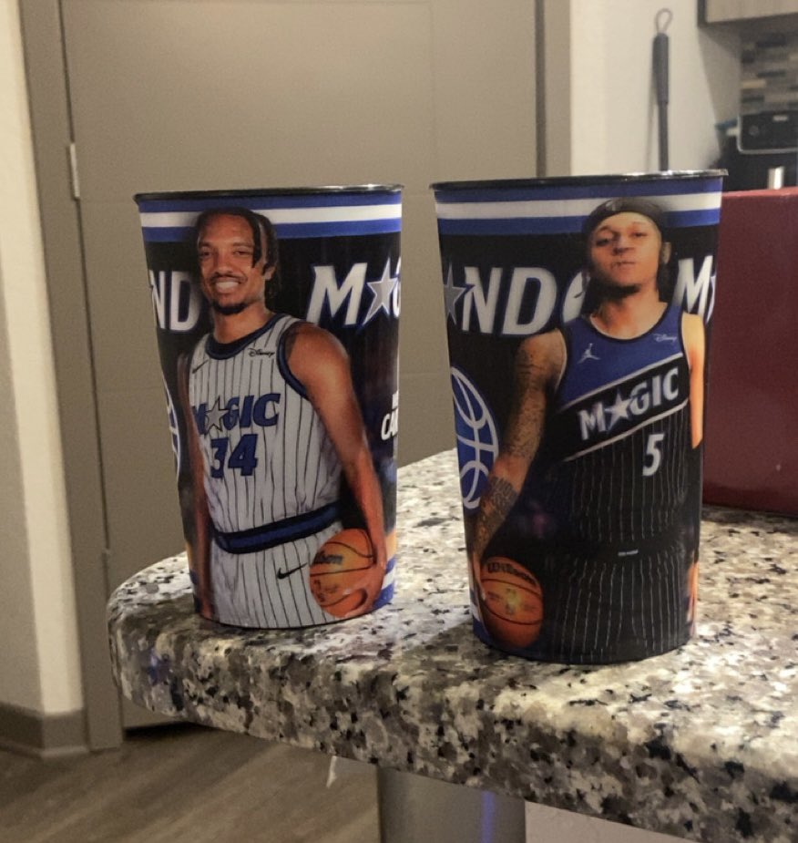 Garrett_Beatty3's tweet photo. breaking out the fine china tonight https://t.co/bolCCpy3ll