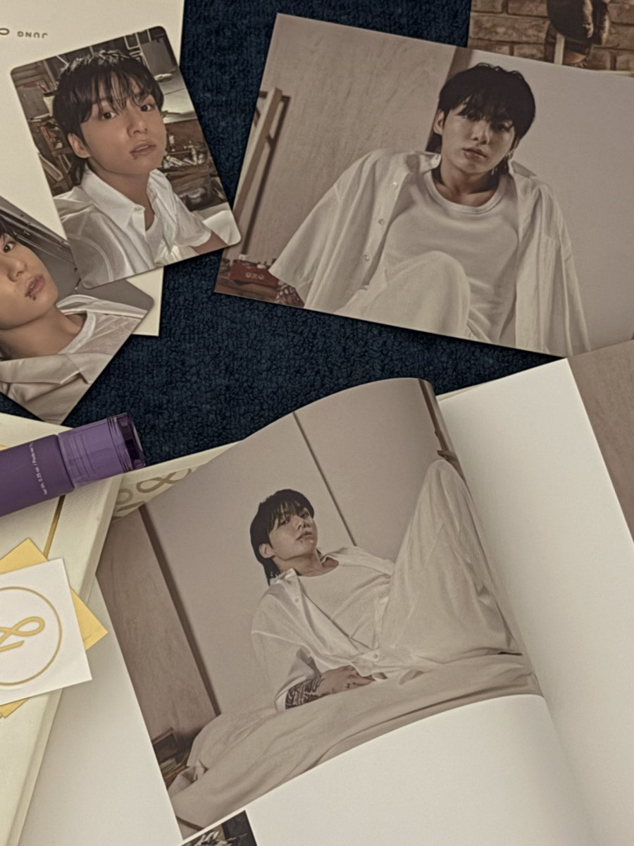 agustdrr0's tweet photo. Jungkook 🙂‍↔️💜💜💜💜. https://t.co/rIkFyZmjdT