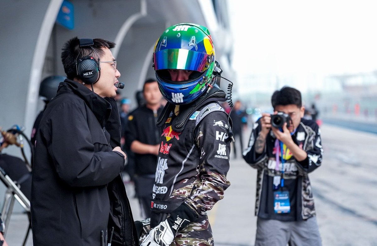 ✿ฺ hana ฺ tweet media