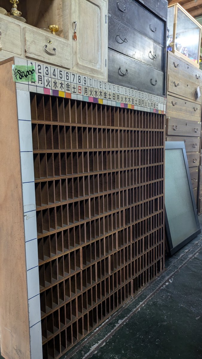 ROKA STYLE｜昭和レトロ・家具と雑貨と古道具のリユース店in富山 tweet media