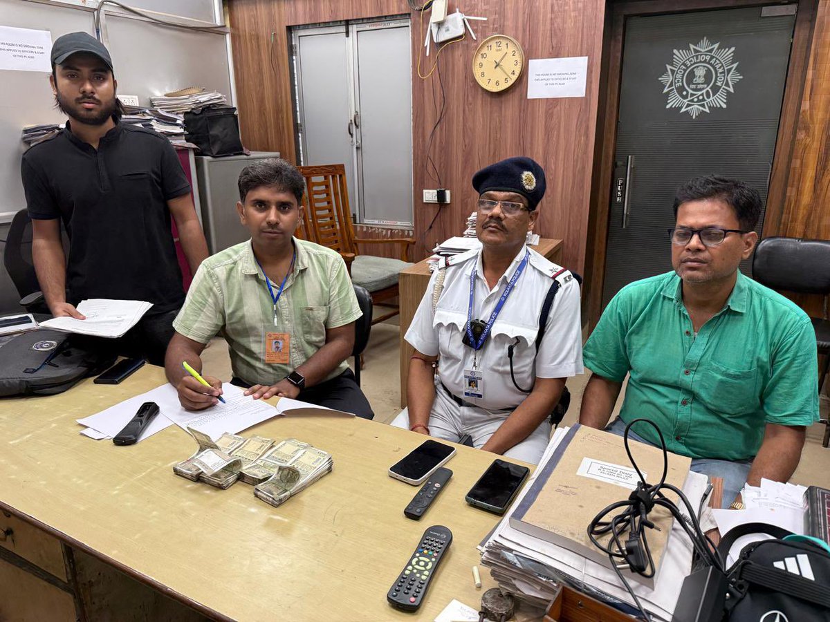 Kolkata Police tweet media