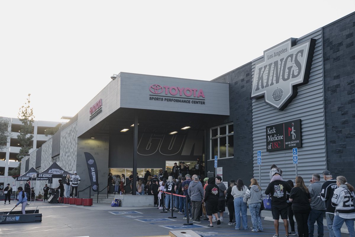 LA Kings tweet media