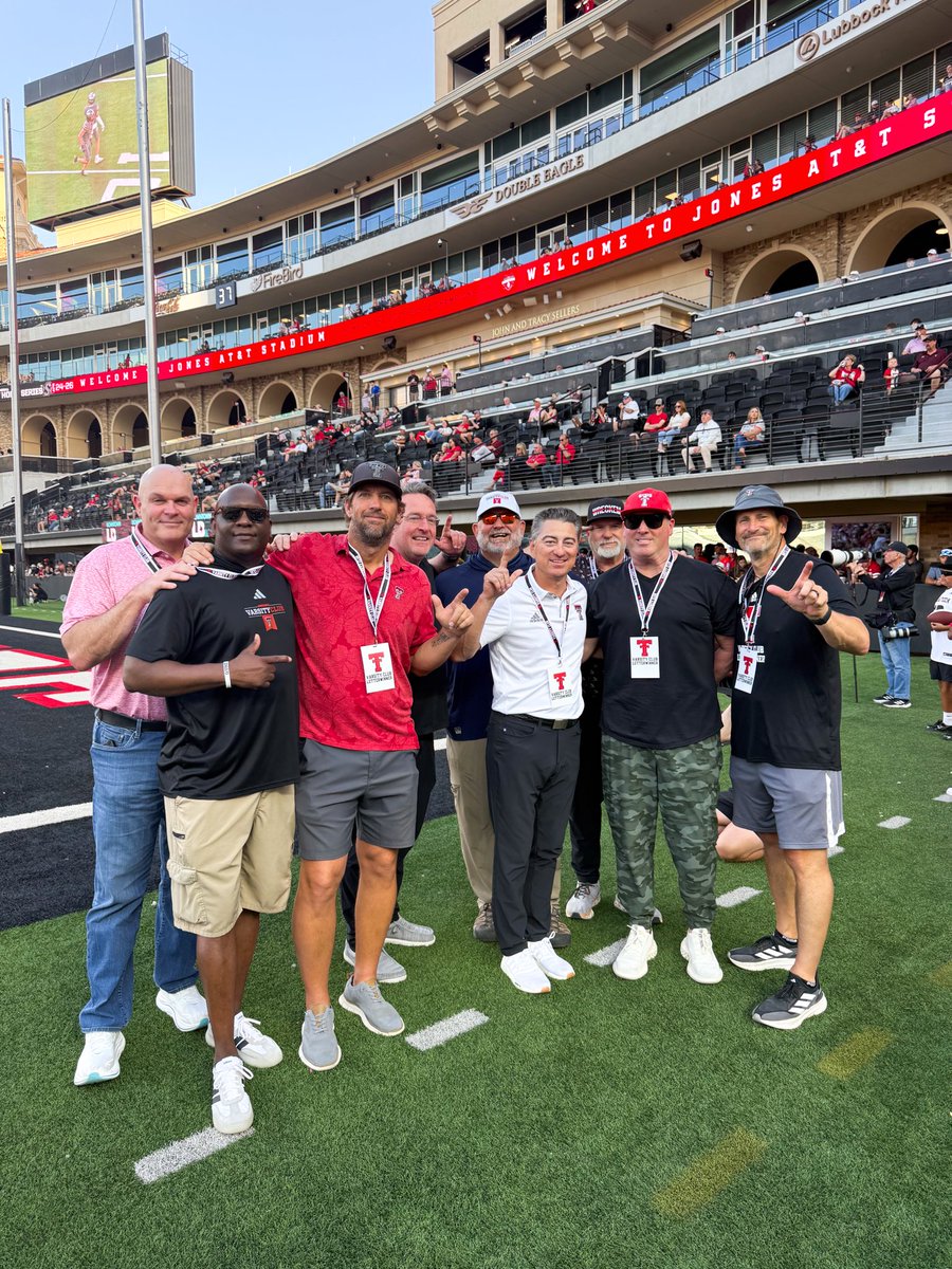 DoubleTVarsity's tweet photo. The weekend’s just getting started‼️👀 https://t.co/ADi7F3rvTa