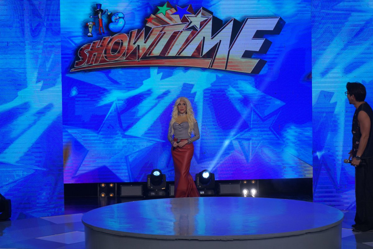 It's Showtime tweet media