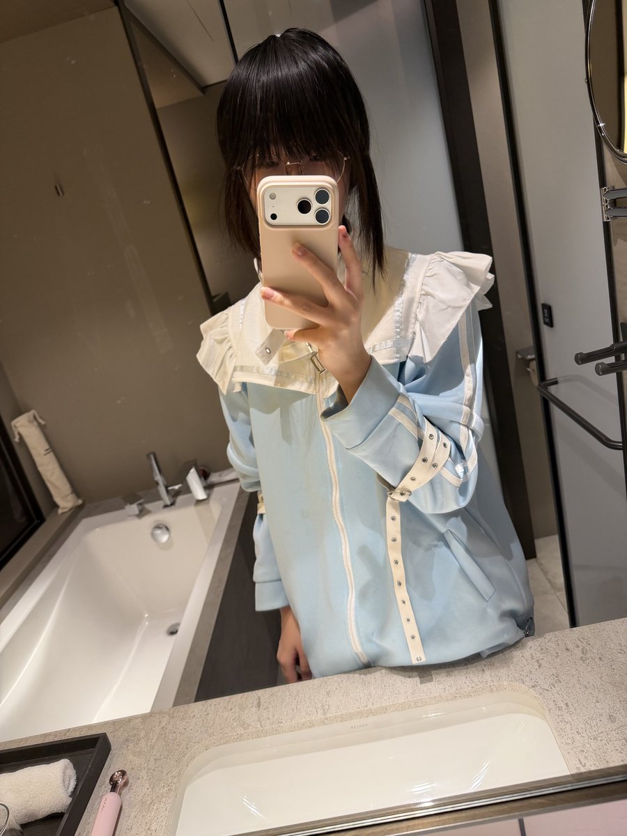 何六诚 tweet media