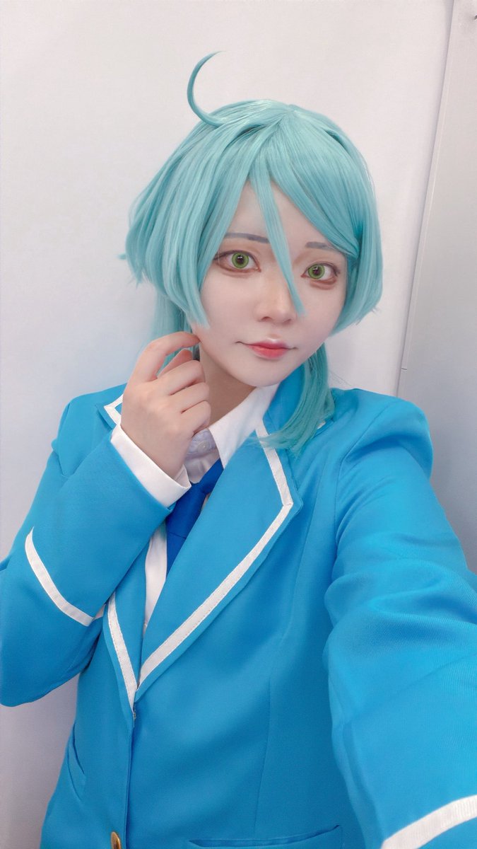 ひげ茶. tweet media