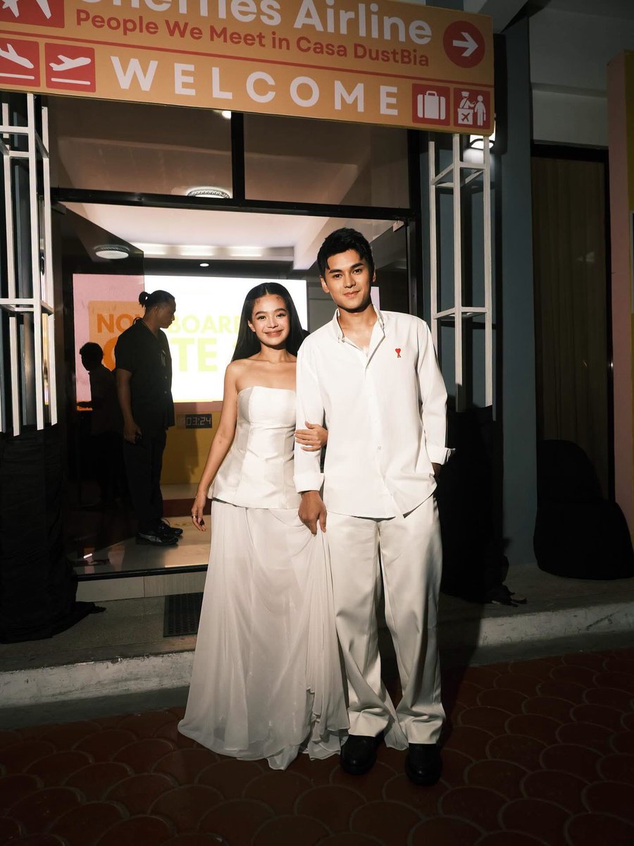 Sparkle GMA Artist Center tweet media