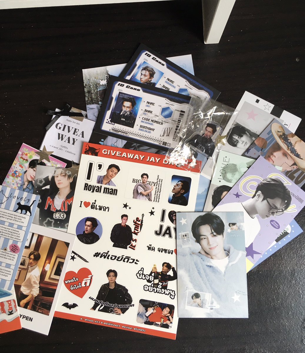 หวายี่ tweet media